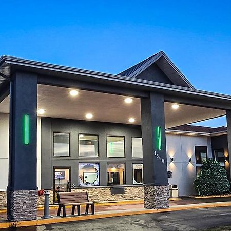 Travelodge By Wyndham Rapid City - Black Hills Eksteriør billede